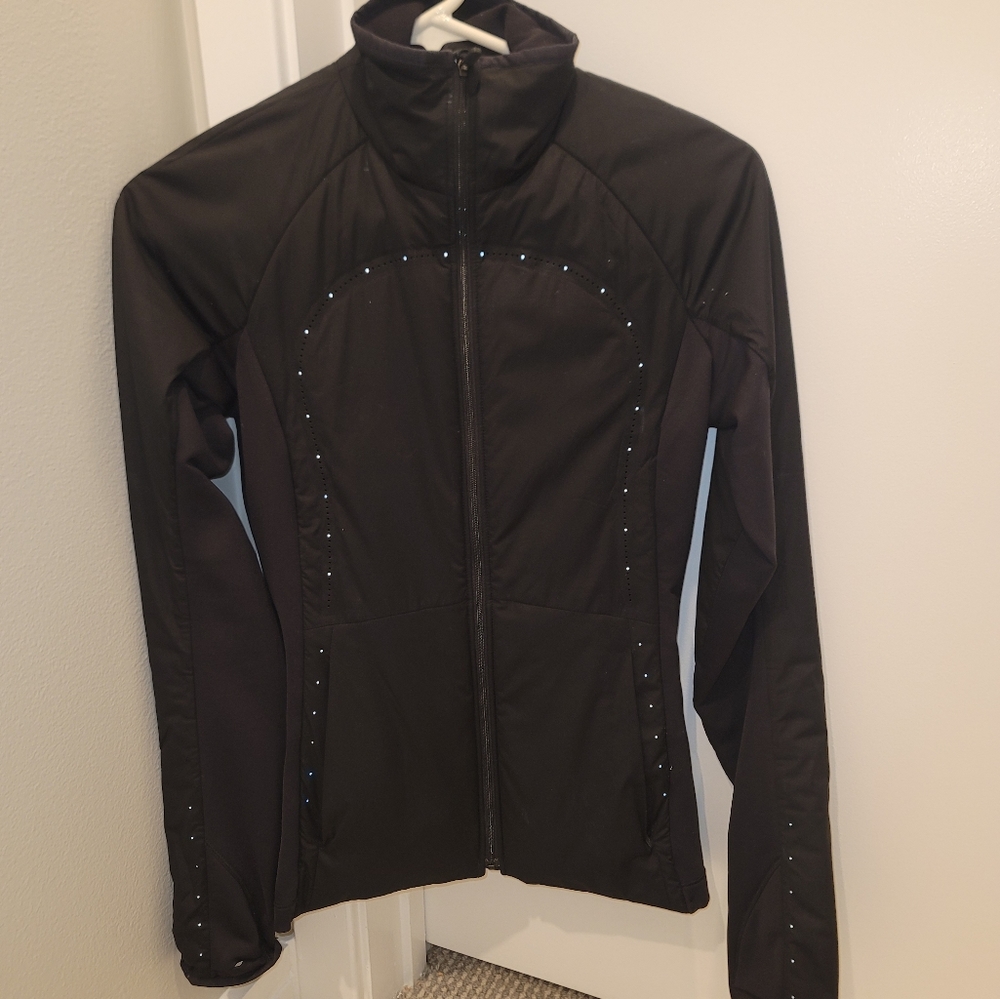 Lulu lemon light jacket